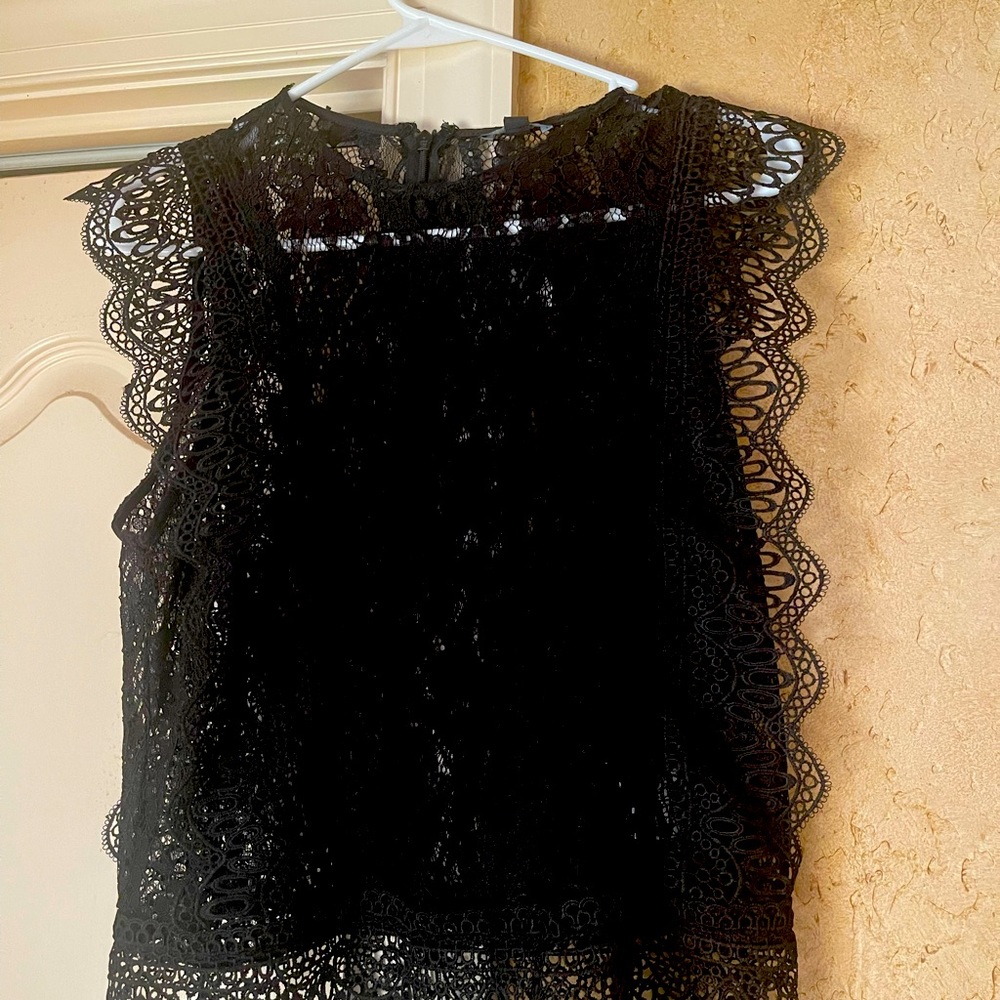 Express size small black shell